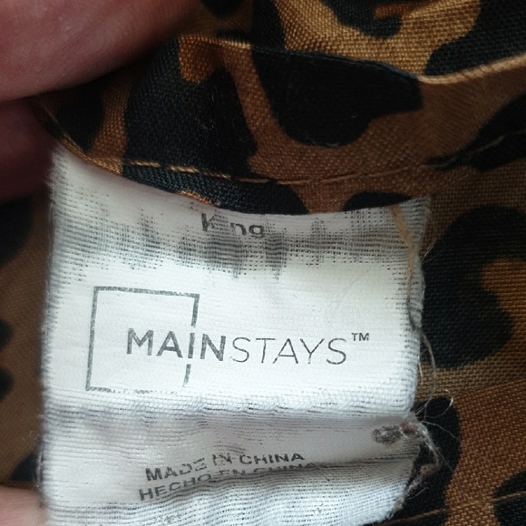 Mainstays Leopard Print King Sheet set with pillow cases - Brown and Black - Picture 3 of 5